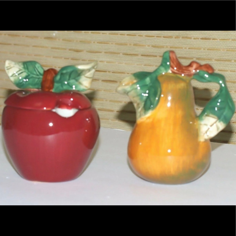 Sakura Apple 🍎 Sugar & Pear 🍐 Cream Containers